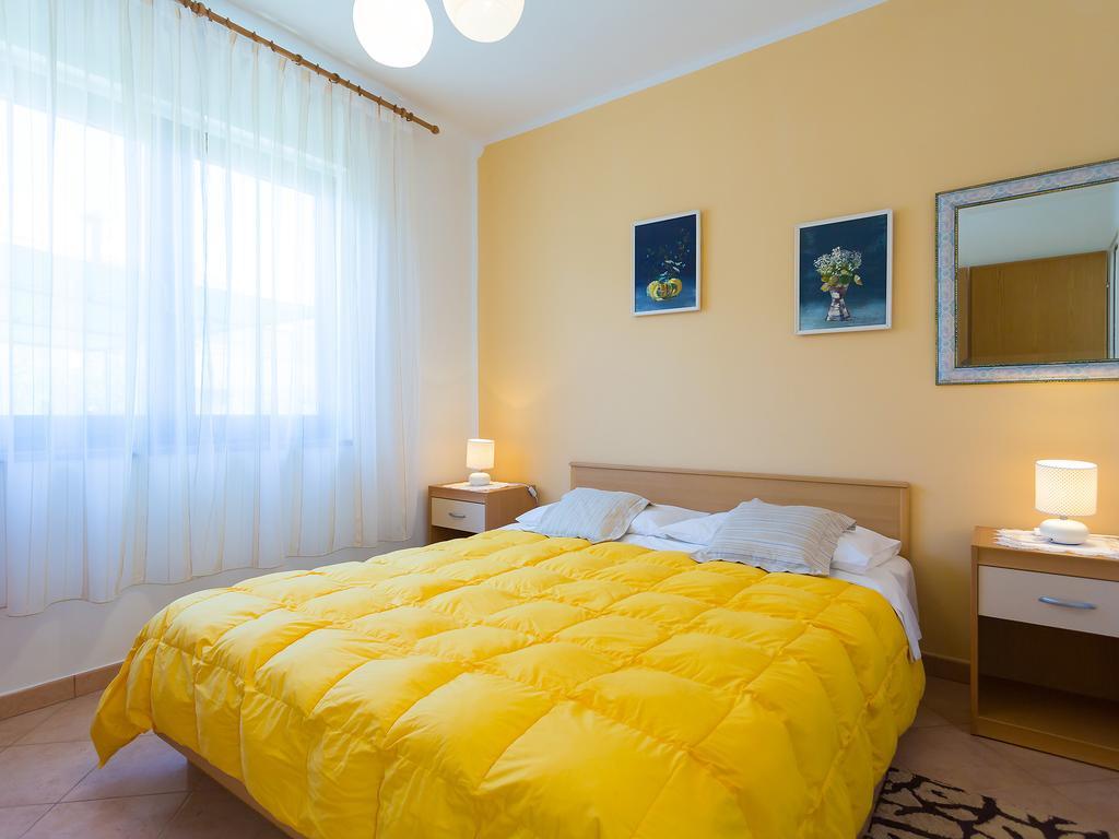 פורץ Apartments Graziella מראה חיצוני תמונה