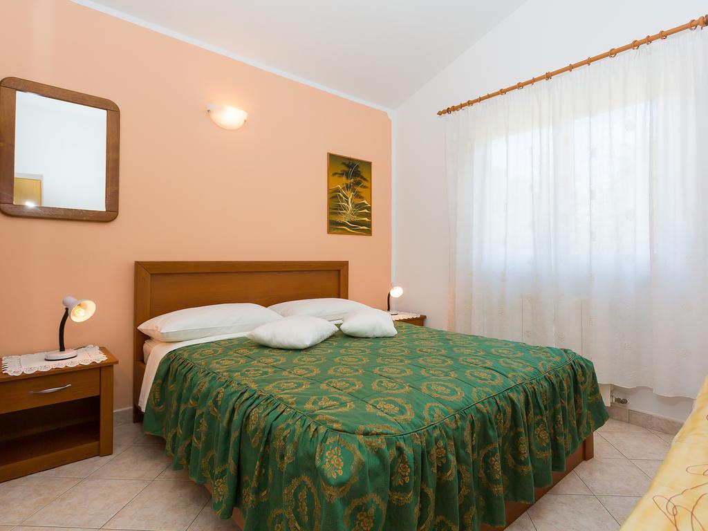 פורץ Apartments Graziella מראה חיצוני תמונה